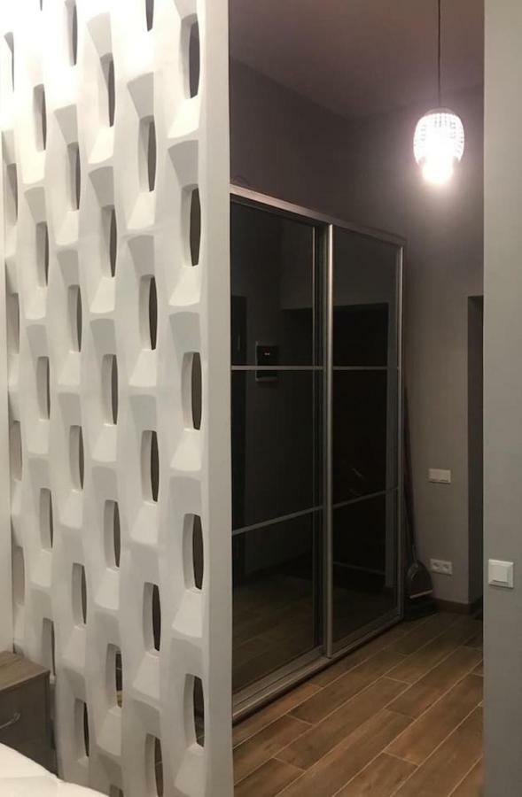 New Appartment-Studio Іn The Center Of Lviv Ngoại thất bức ảnh